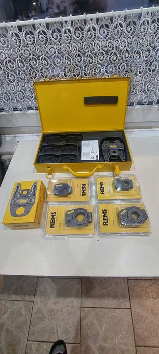 U16-32 Zaciski szczęki kątowe do rur Rems  Viega  Geberit Alupex