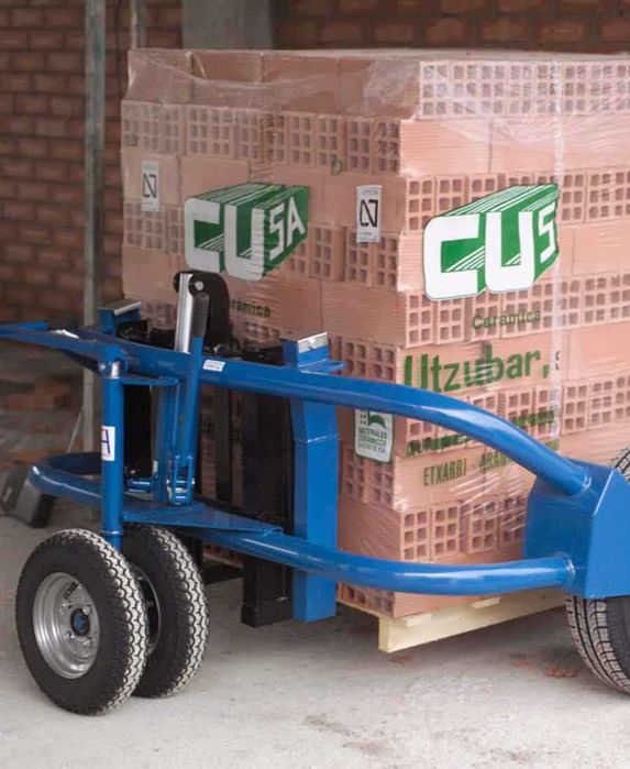 Wózek terenowy do ciężkich palet terenowy