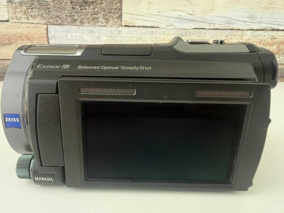 Відеокамера Sony HDR-CX760V