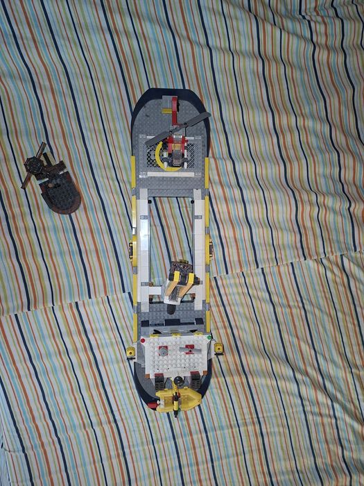 LEGO City Barco de Exploração do Oceano - 60266