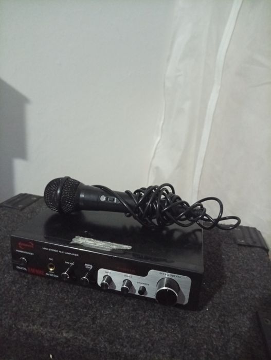 Wzmacniacz Karaoke