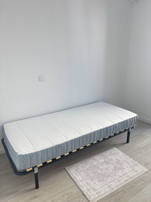 Cama e Colchão do Ikea Impecáveis!!
