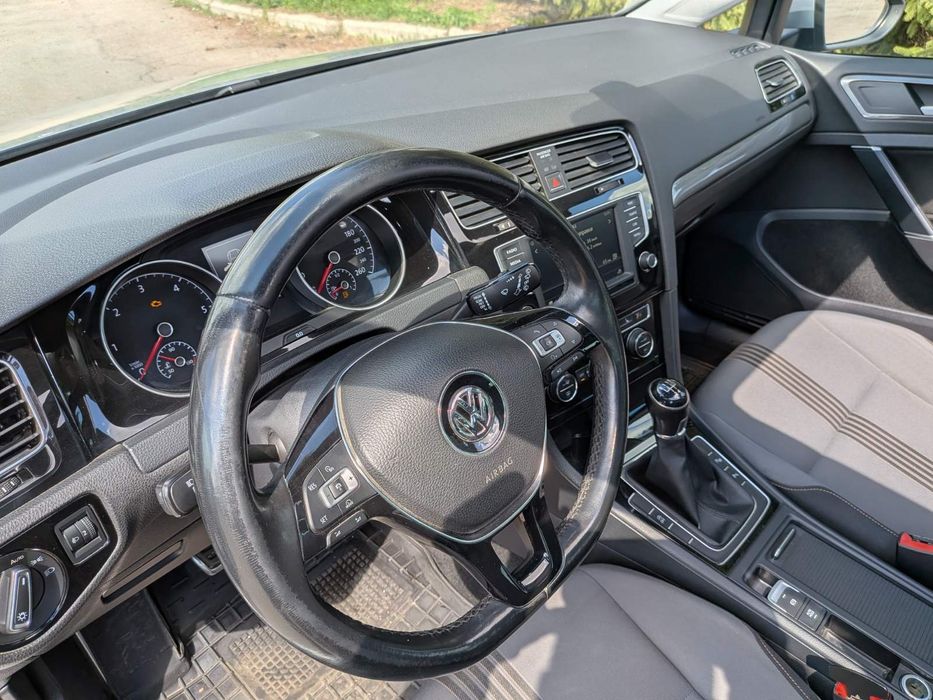 Volkswagen Golf 7