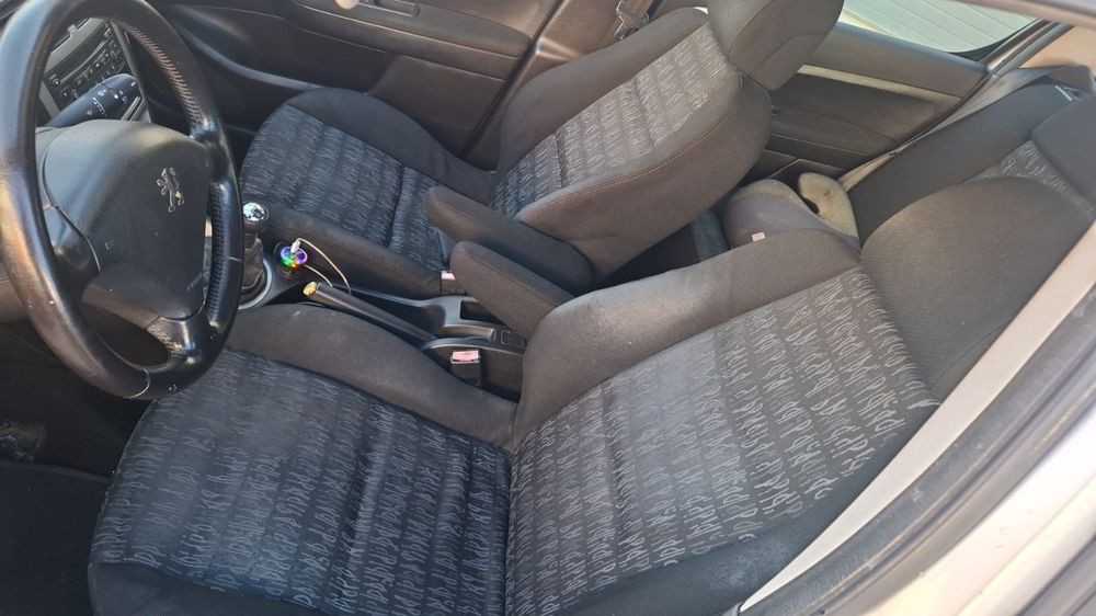 Peugeot 307 1.6 HDI 110cv • Nacional • Muito Estimado