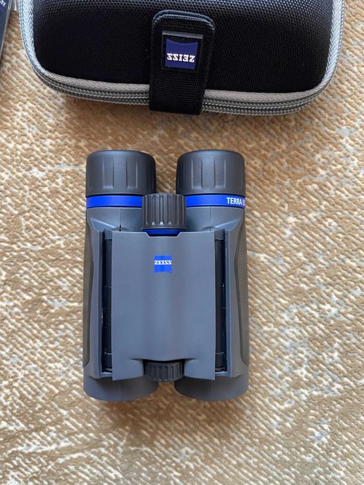 Бінокль Zeiss Terra ED Pocket 8x25