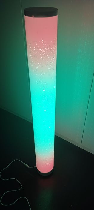 Coluna de luz LED RGB
