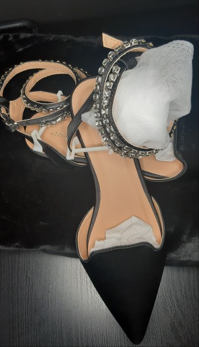 Mules/Stileto preto Tam 38 salto raso