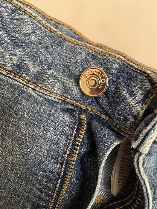 Джинсовые шорты продам