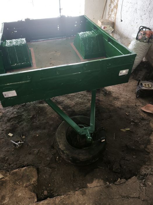 Причіп автомобільний легковий