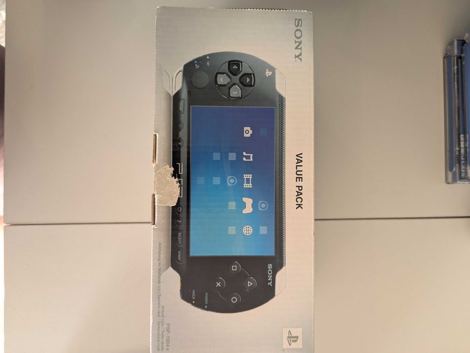 Sony PSP-1004K Value Pack preta, completa c/ caixa