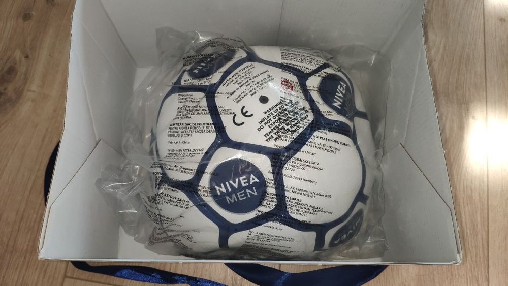 Piłka nożna emblematy NIVEA