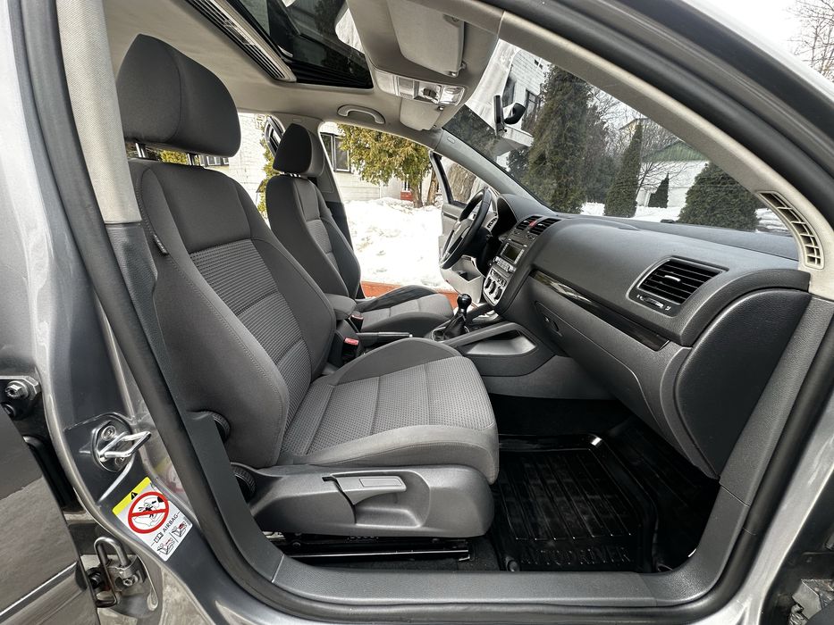 Продам Golf 5 MPI