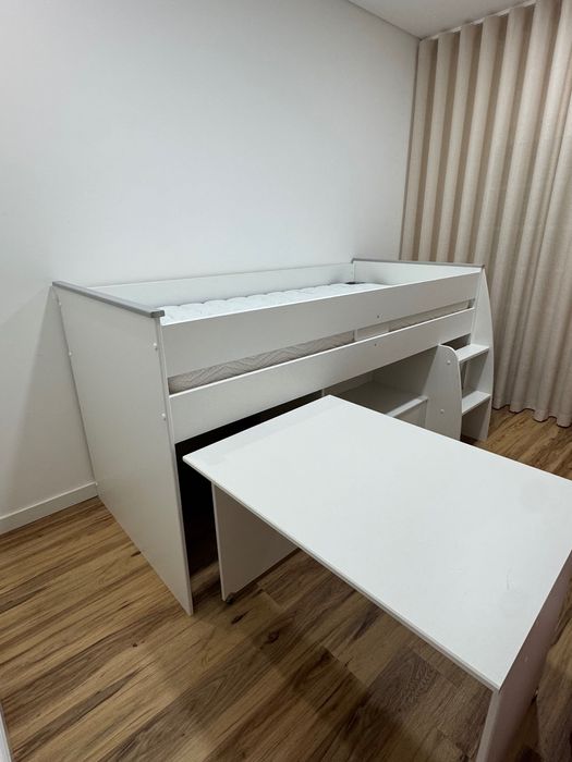 Cama alta criança Nova