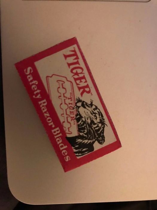 Artigos de barbearia antigas desde...
