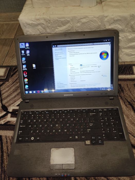 Ноутбук Samsung б.у.