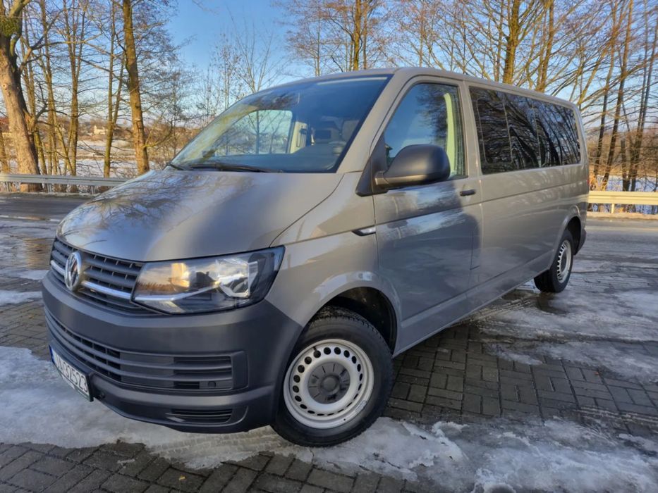 Volkswagen Transporter 2.0 TDI 150 KM LONG 9 Osobowy Serwisowany Nawiewy