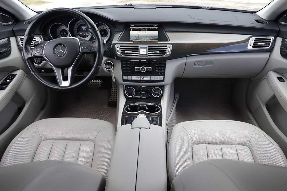 Mercedes-Benz CLS 550      2014