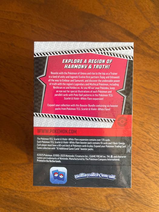 Pokémon “White Flare” Booster Bundle