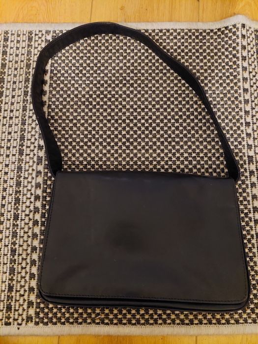 Skórzana torebka z klapką