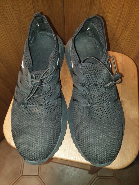 Кроссовки рабочие