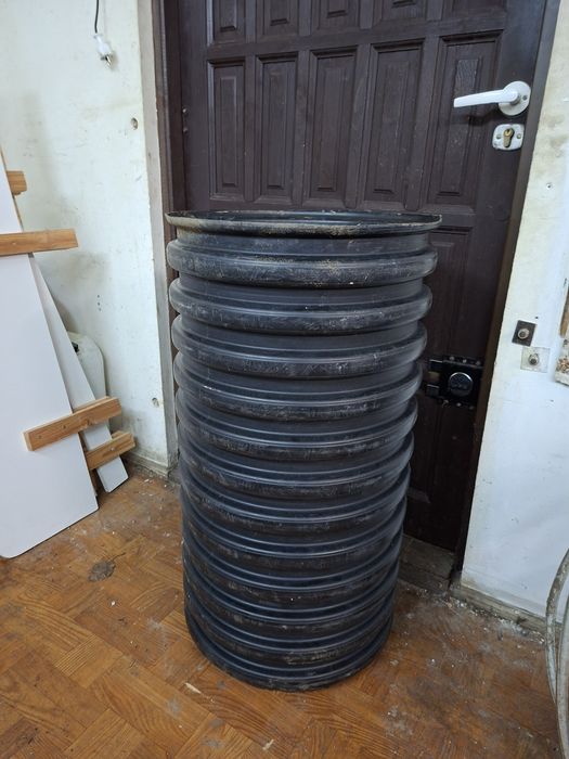 Rura Karbowana, przepustnica, studnia chłonna