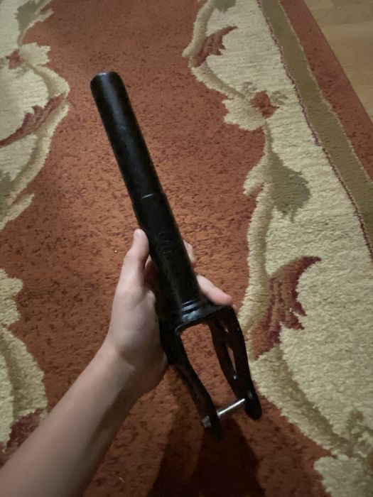 Вилка для трюкового самоката