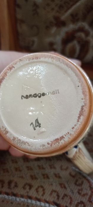 Dwa dzbanki ceramiczne