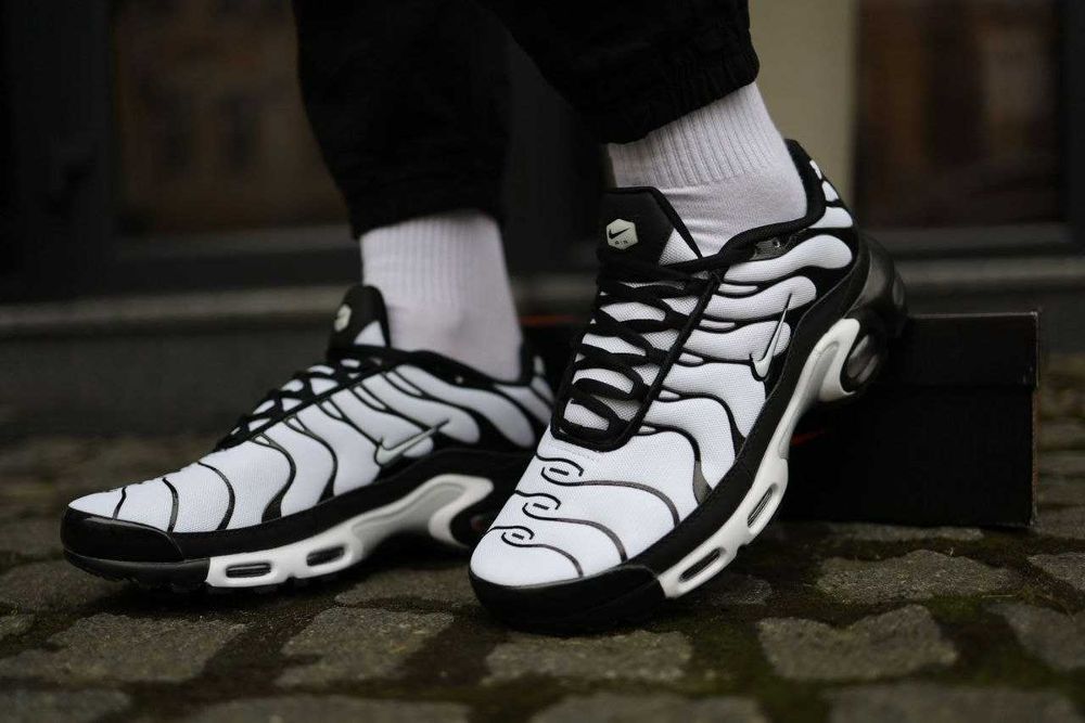2цвета! 40-46р Nike Air Max TN Plus white кроссовки топ качество