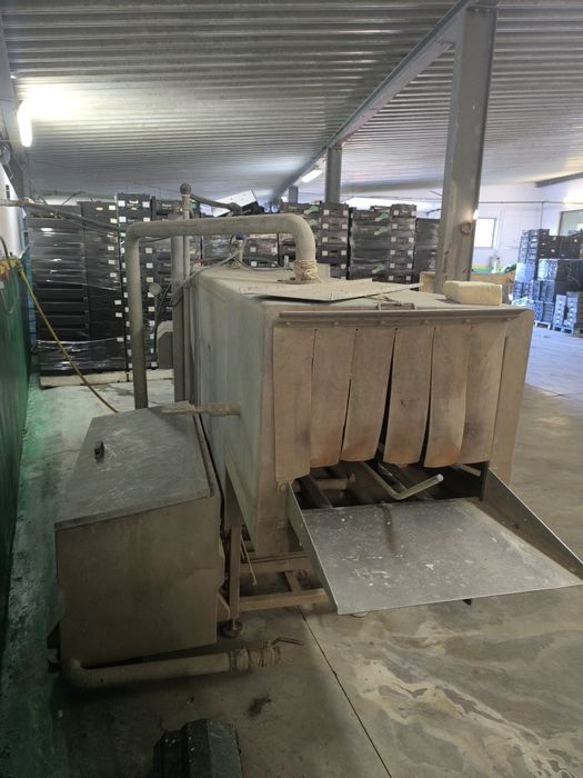 Máquina de Lavar Caixas