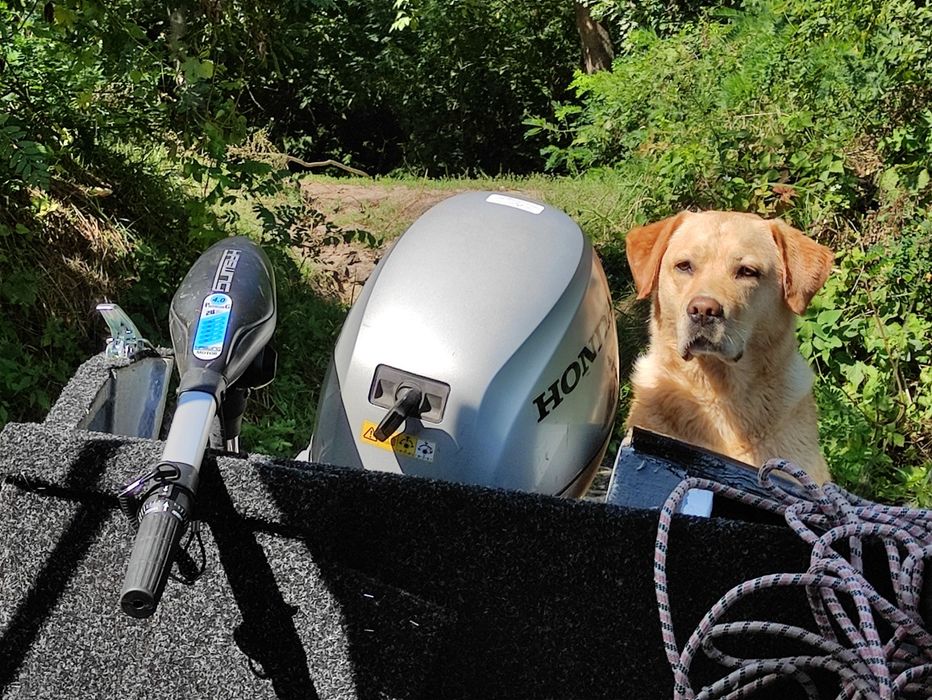 Катер каютный с лафетом