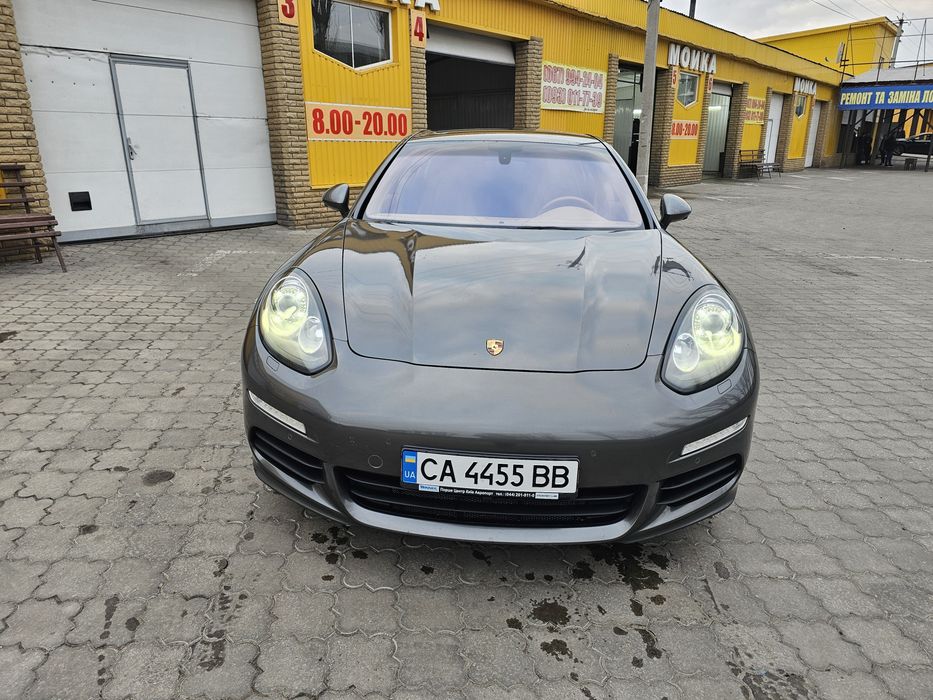 Porsche Panamera 2014 3.0 diesel 300 hp рестайл