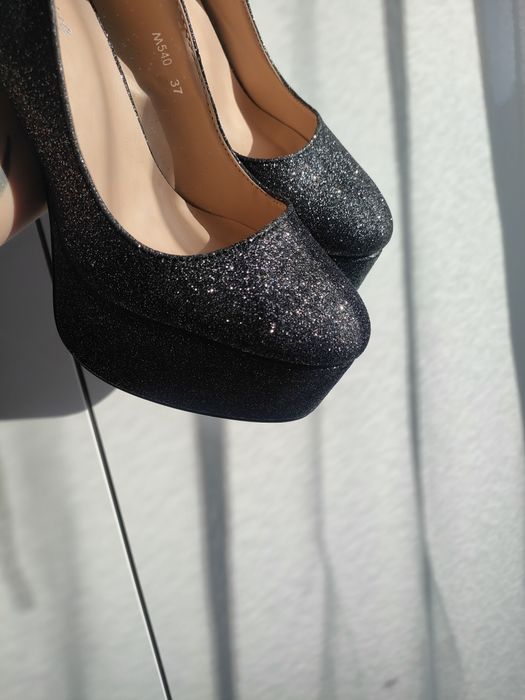 Czółenka brokatowe 37 NOWE!