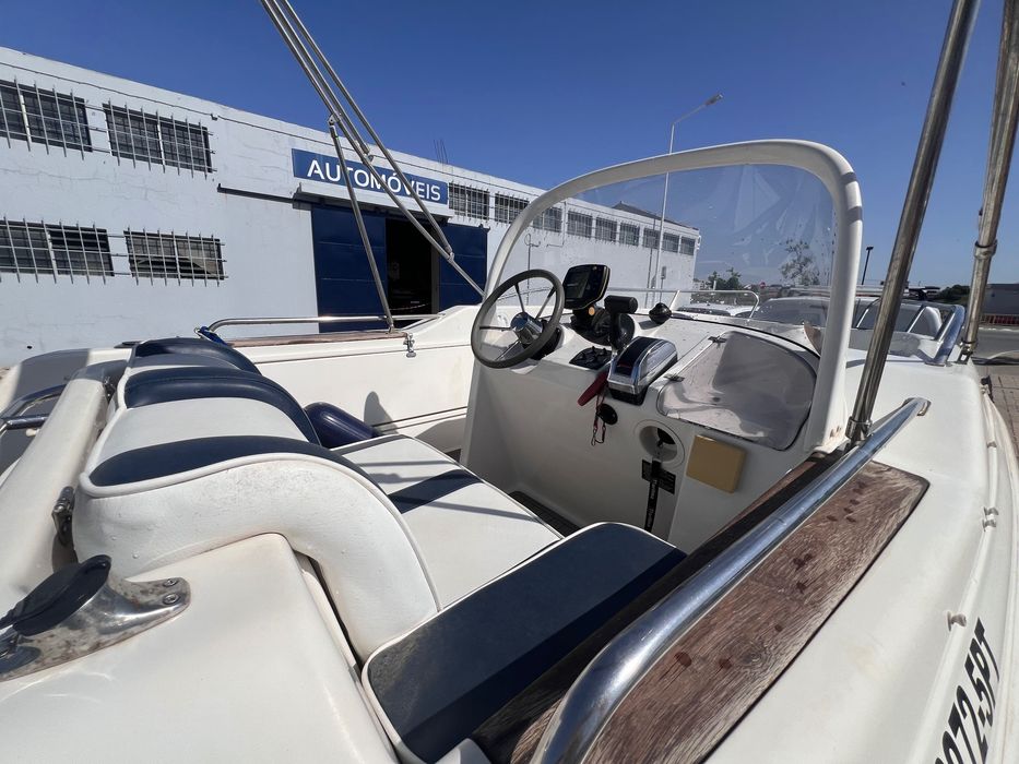 Barco QuickSilver 500 - motor 60hp Mercury