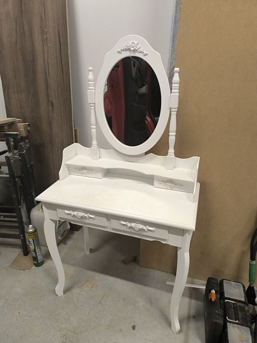 Toaletka stylizowana