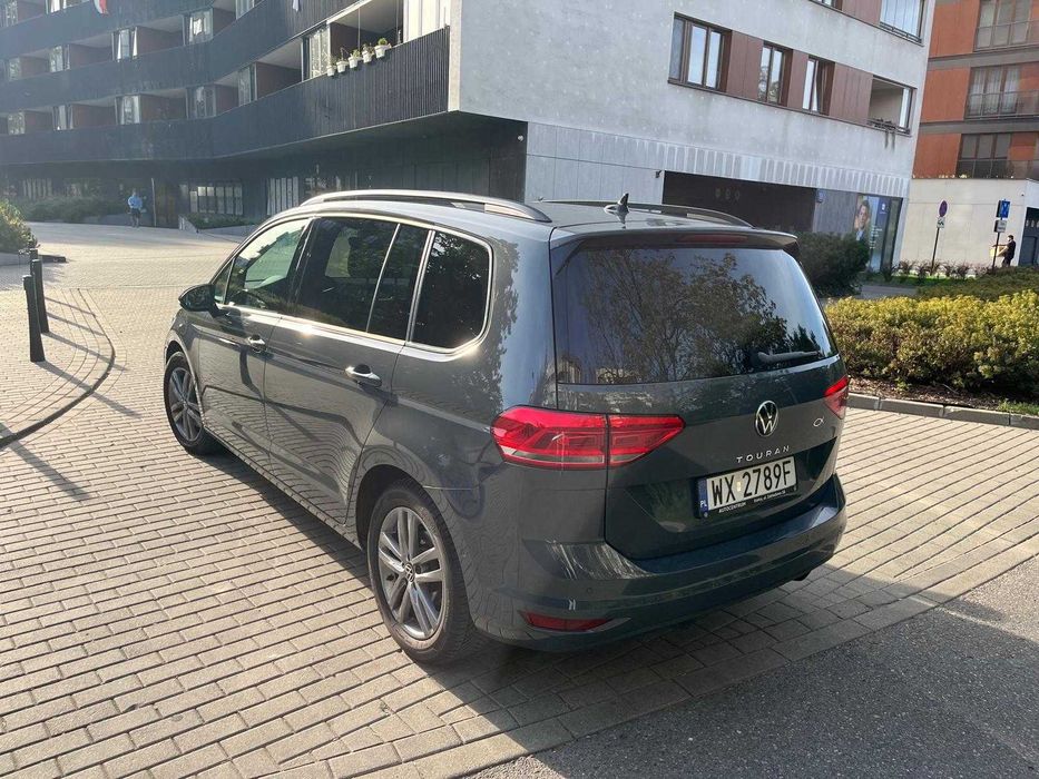 VW TOURAN 1.5 TSI DSG 7os. I rej. 2025 gwarancja do 2030 r.