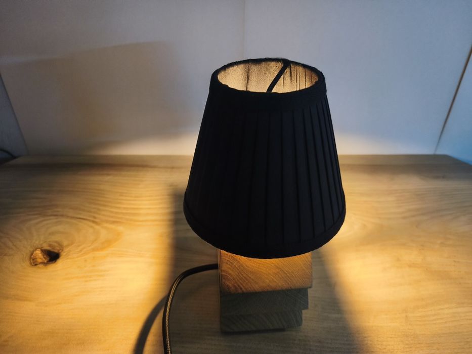 Lampka nocna drewniana