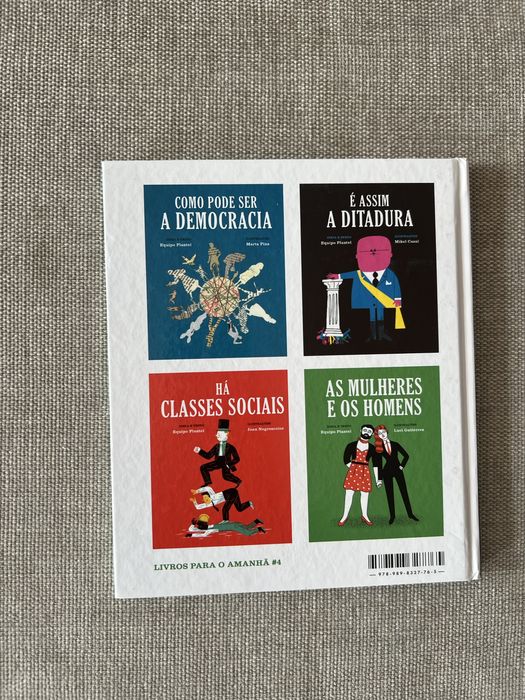 Livro infantil “os homems e as mulheres” Novo