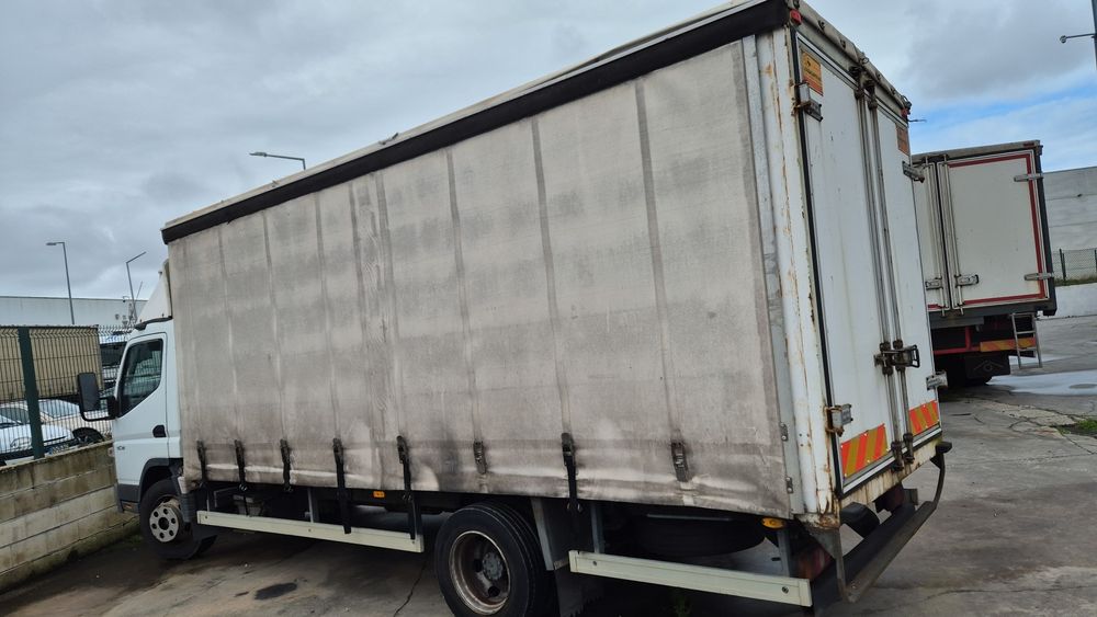 Mitsubishi Fuso Canter 7C15