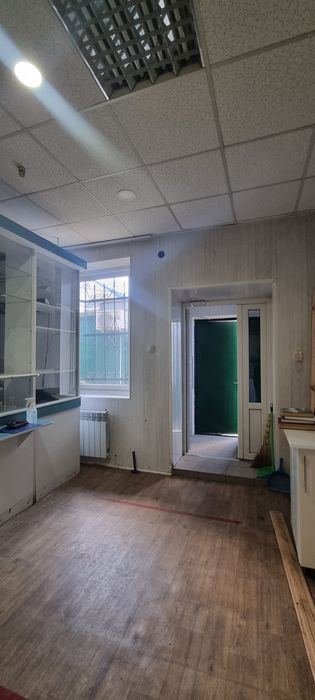 Продається комерційне приміщення. Ринок.