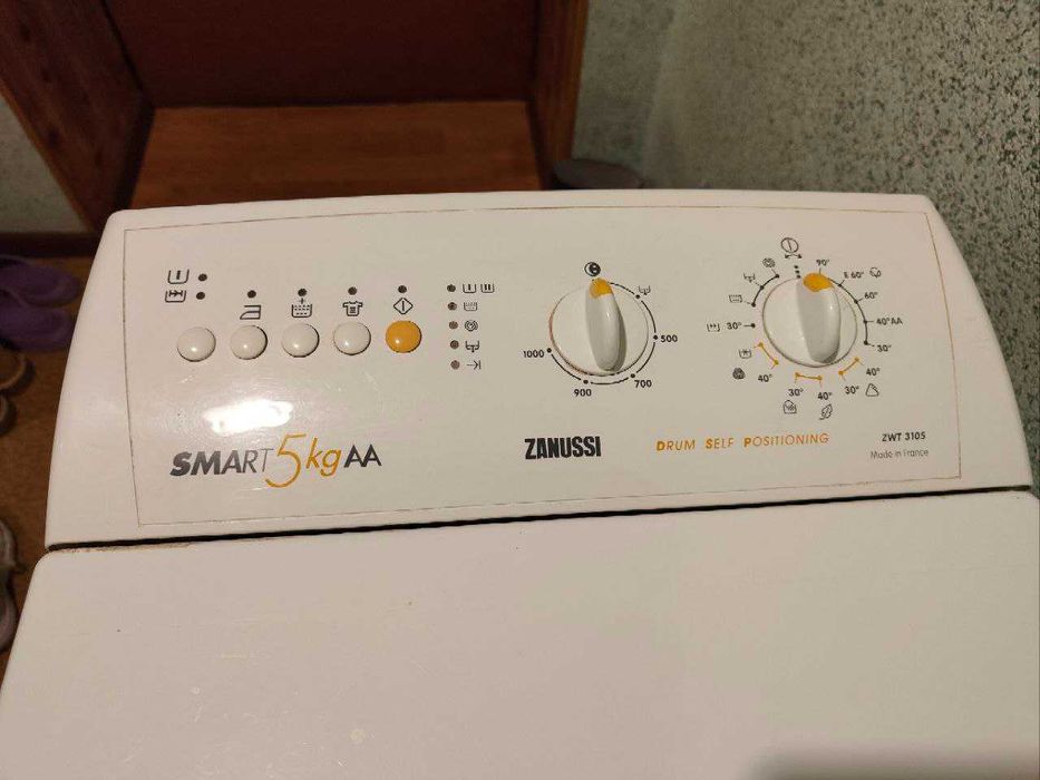Пральна машина ZanussiZWT3105  без плати управління і кришки