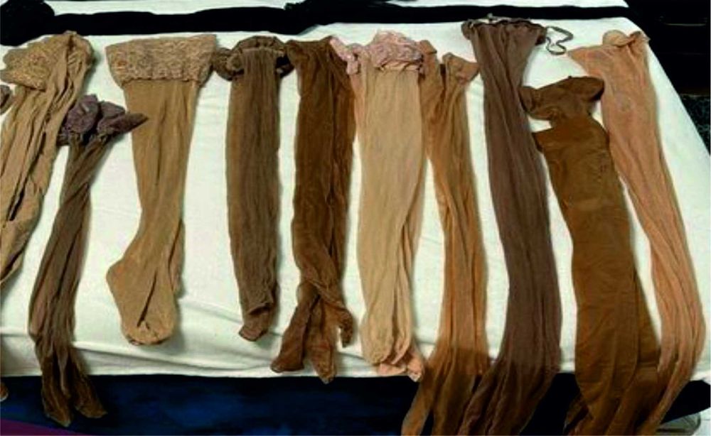 Чулки с кружевной резинкой, р. М, одним лотом