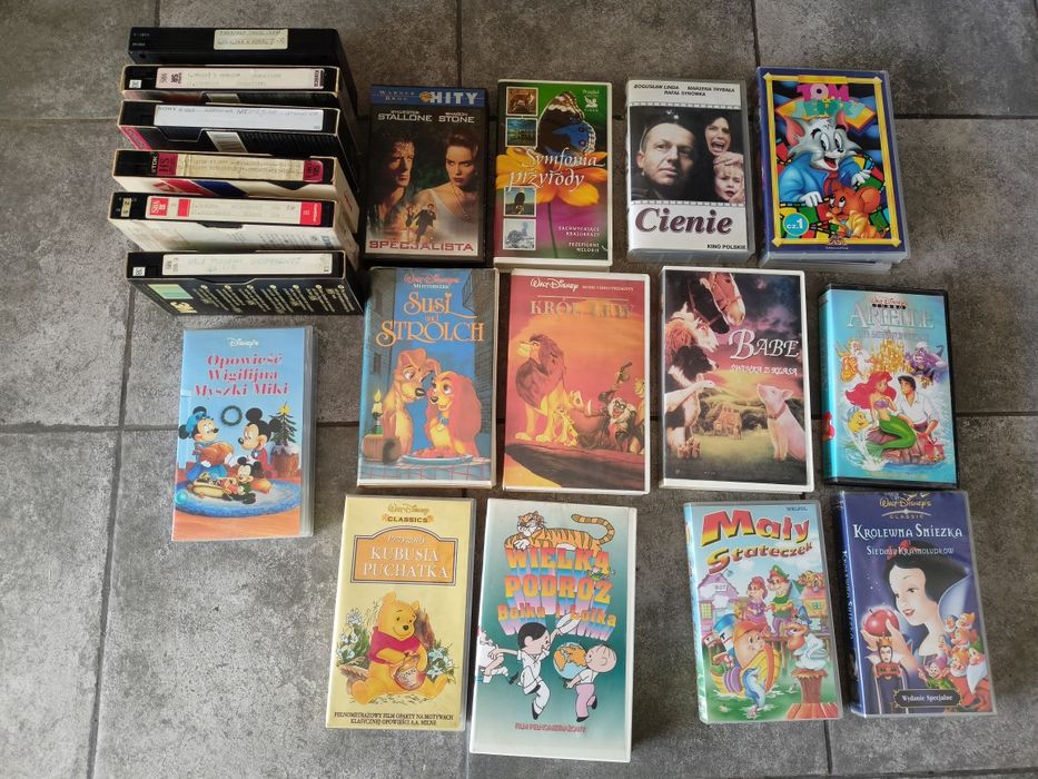 Kolekcja bajek i filmów VHS kasety VHS