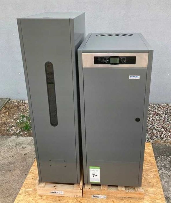 Kocioł na pellet Domusa 45 kW Bioclass IC z zasobnikiem