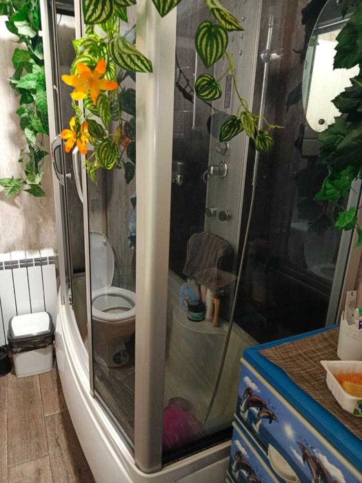 Душова кабіна, виробник - Італія