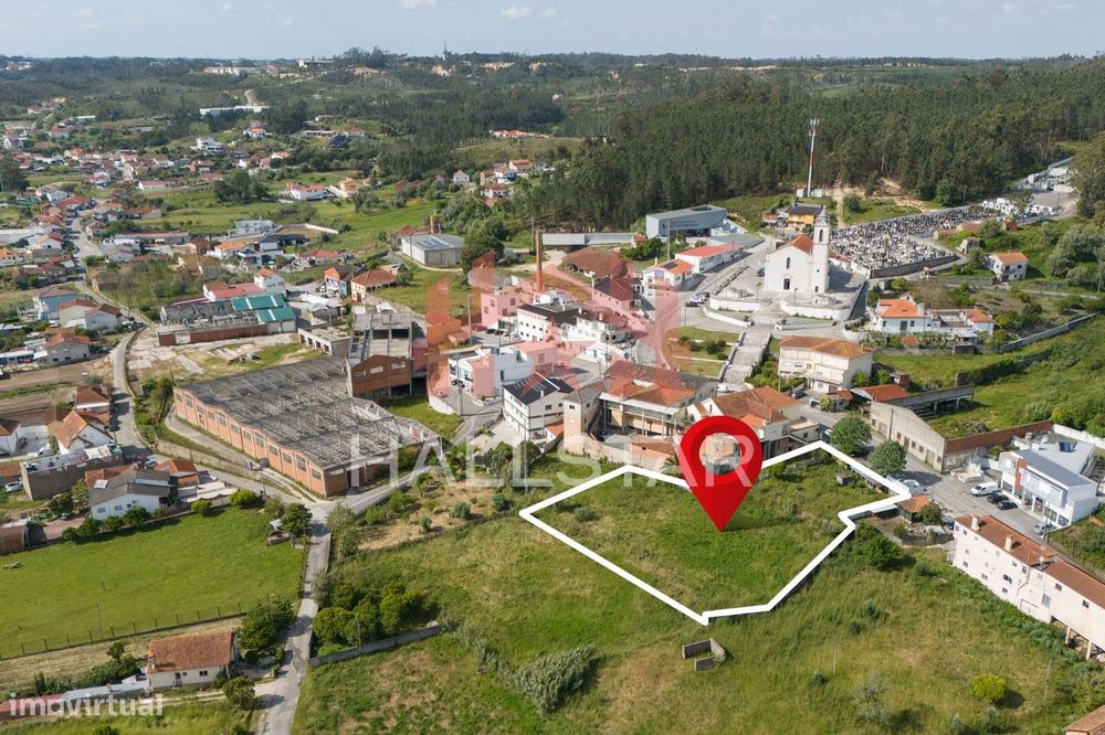 Terreno para Construção / Área de 2523.18m2 / Colmeias