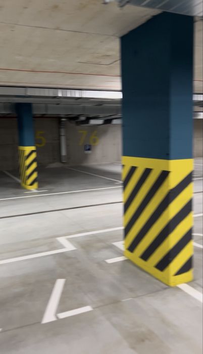 Паркомісця  продаж