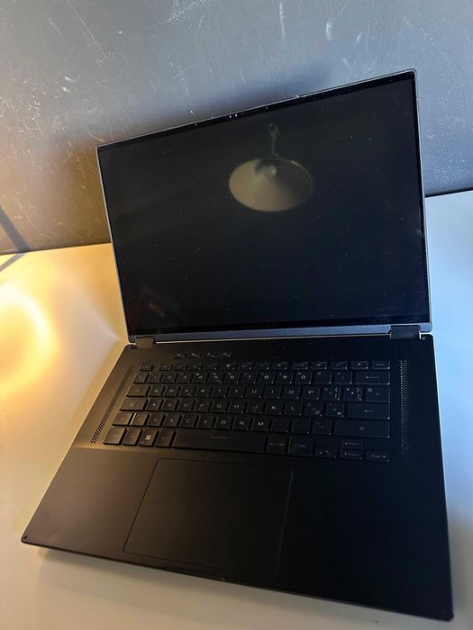 ASUS ROG Flow X16 (Ecrã Mini-LED) | i9, RTX 4070, 64GB RAM | Como Novo