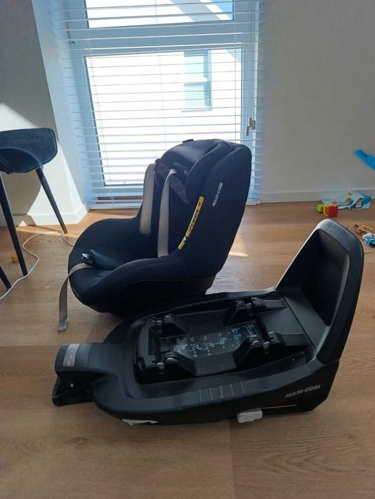 Maxi cosi pearl pro 2 z bazą 2wayFix