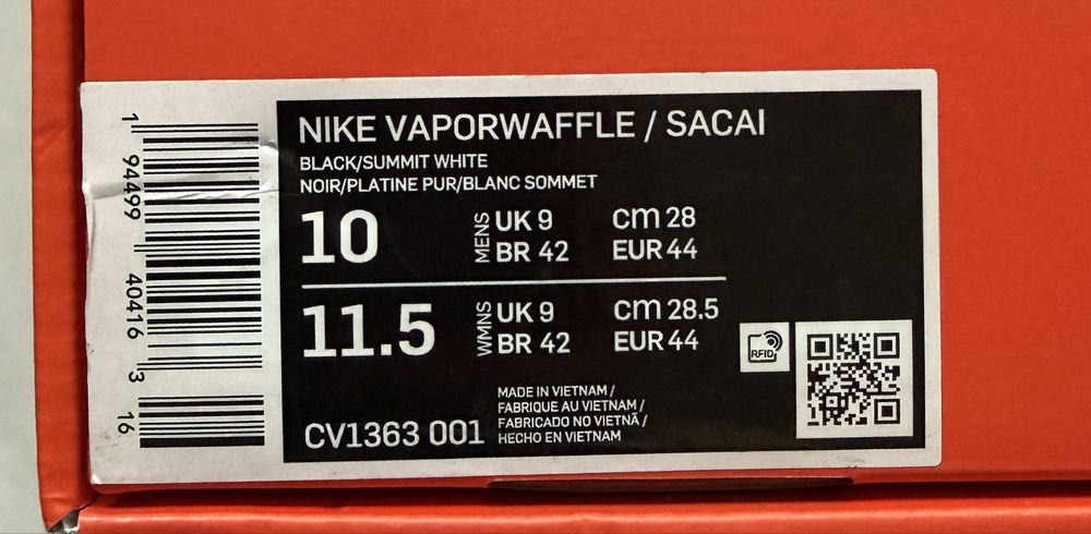 Кросівки оригінал Nike x Sacai VaporWaffle, розмір юс 10 / 44