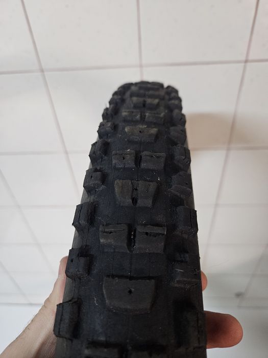 Maxxis dhr 29x2.40